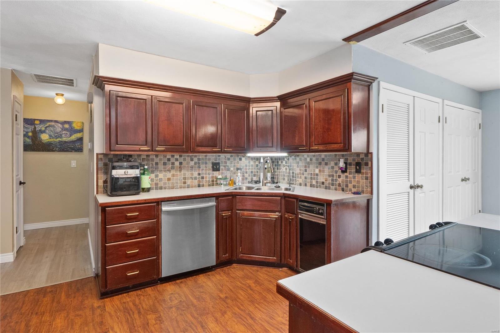 646 Fort Henry Road Belleville, IL 62221 - Photo 10 of 29 Gallery Image 10