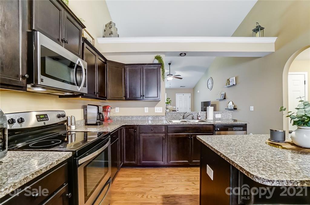 323 Reservation Road Catawba, SC 29704 - Photo 12 of 30