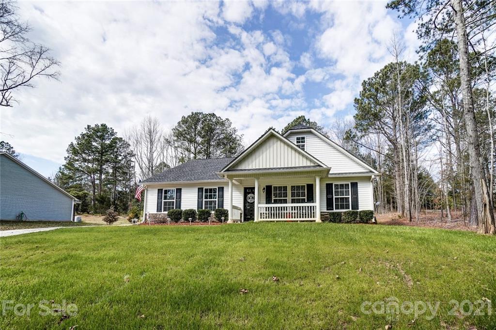 323 Reservation Road Catawba, SC 29704 - Photo 3 of 30