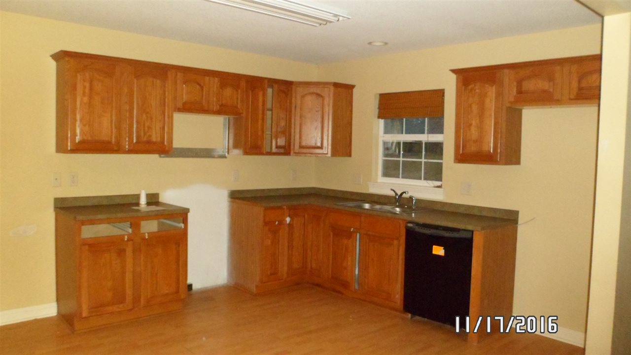 5902 Kent Road Fort Wayne, IN 46816 - Photo 10 of 24