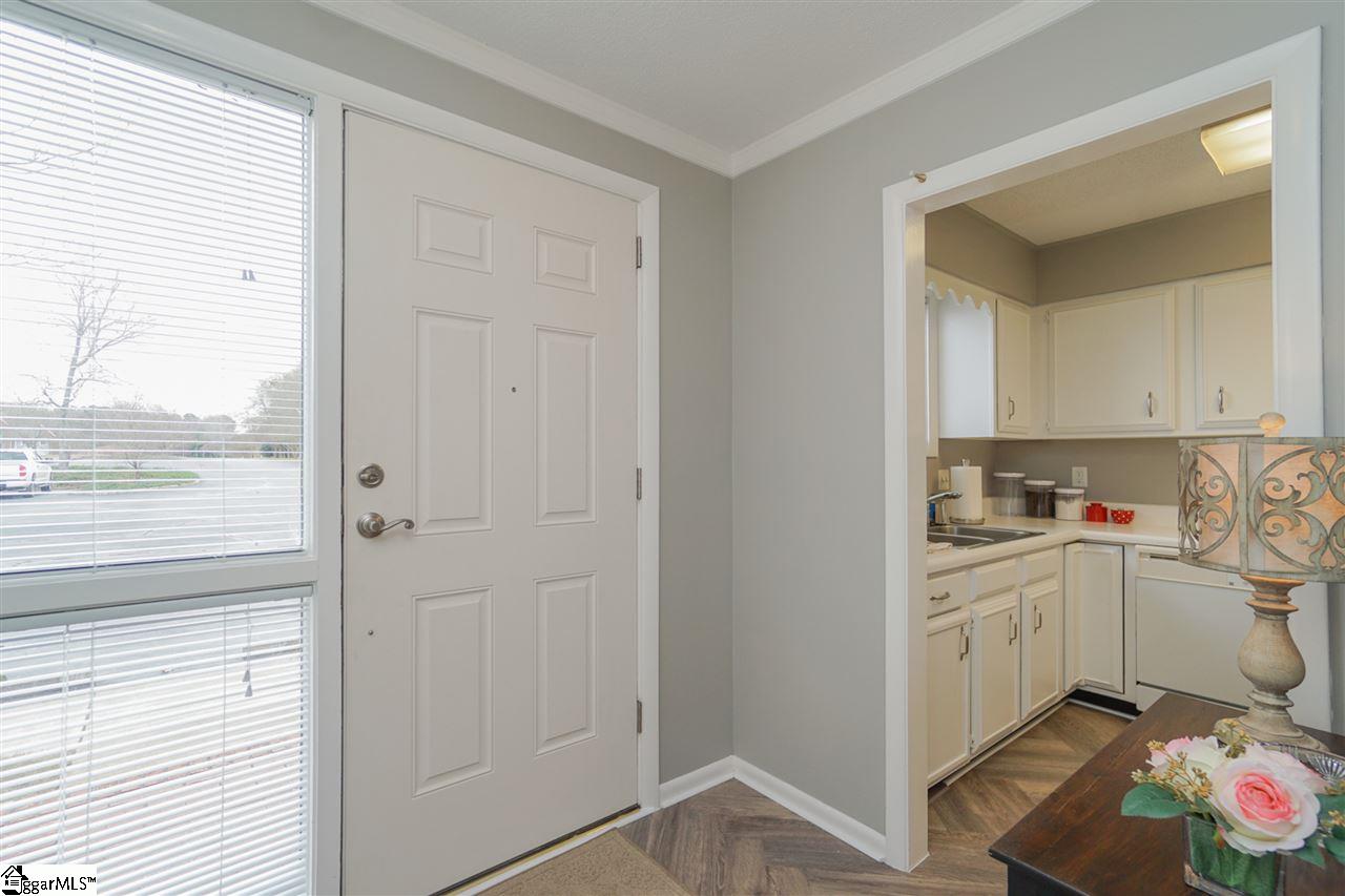 2 Harbor Gate Anderson, SC 29625 - Photo 3 of 35 Gallery Image 3