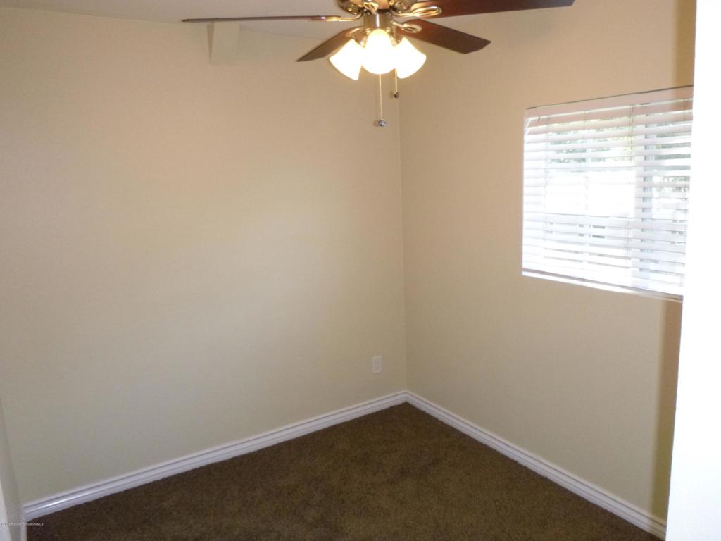 770 West Altadena Drive Altadena, CA 91001 - Photo 17 of 24 P1040058