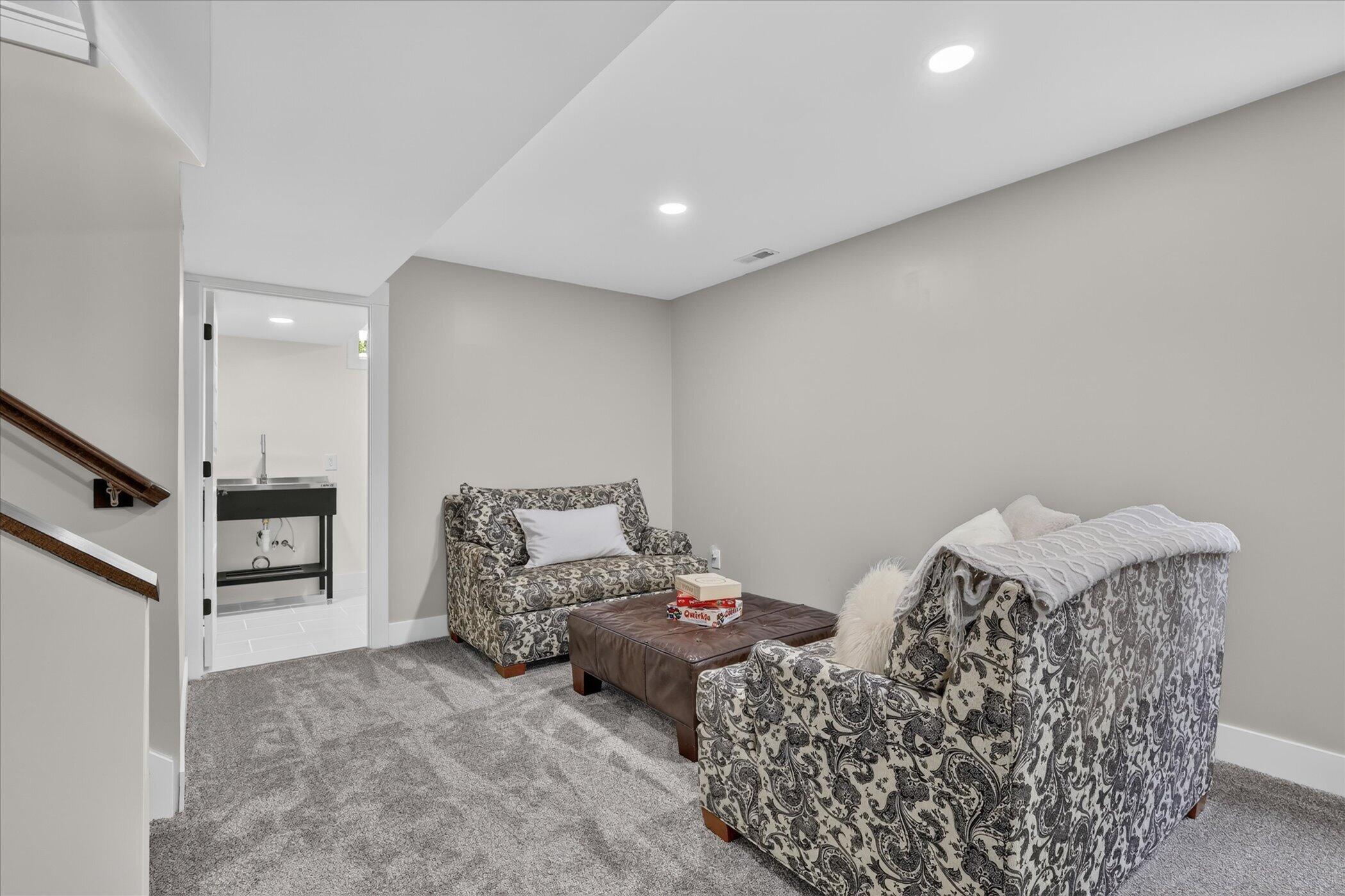 2747 4 Mile Road Northwest Grand Rapids, MI 49544 - Photo 27 of 48 Rec Room