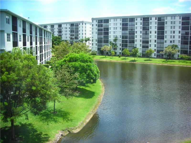 Undisclosed Address Pompano Beach, FL 33069 - Photo 25 of 33 Exterior Front