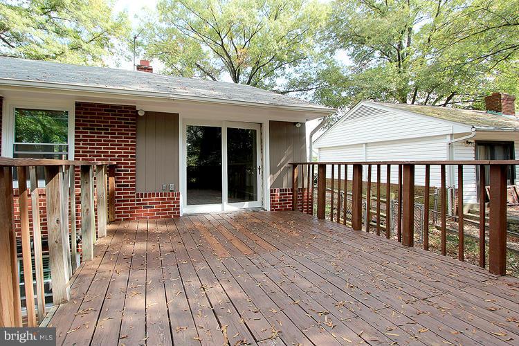 8314 Adelphi Road Adelphi, MD 20783 - Photo 24 of 27 Exterior (Rear)