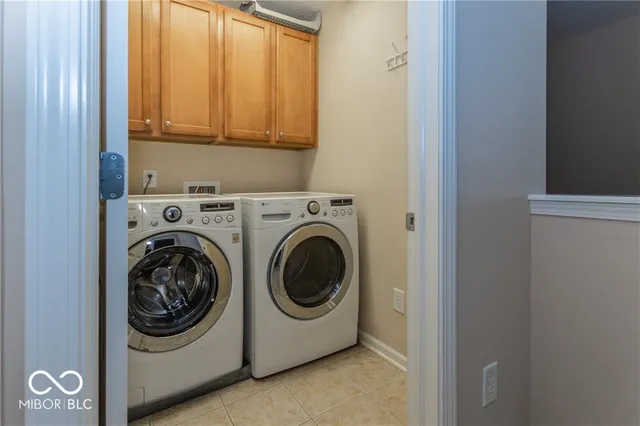 $409,900 | 772 Ivy Lane, Carmel, IN 46032