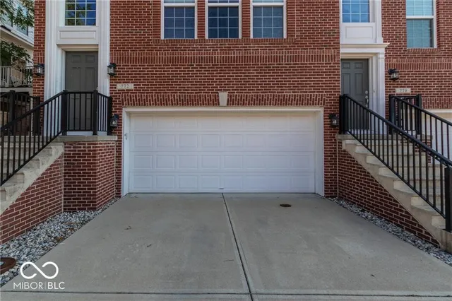 $409,900 | 772 Ivy Lane, Carmel, IN 46032
