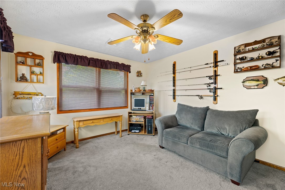 43128 Albrecht Road Elyria, OH 44035 - Photo 6 of 34 Gallery Image 6