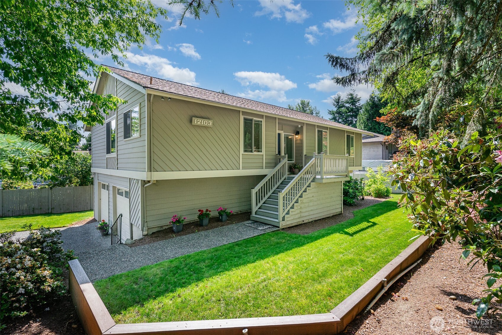 12103 Northeast 161st Street Bothell, WA 98011 - Photo 2 of 21 Gallery Image 2