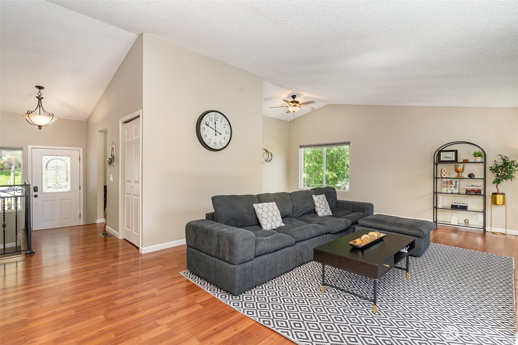 12103 Northeast 161st Street Bothell, WA 98011 - Photo 5 of 21 Gallery Image 5