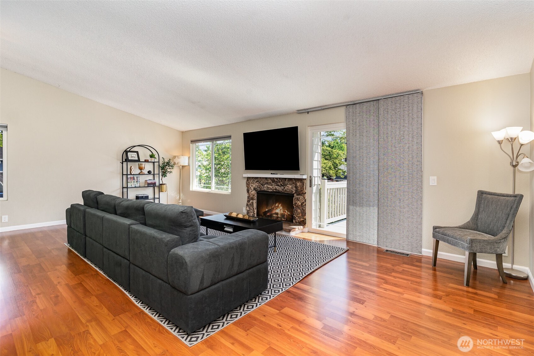 12103 Northeast 161st Street Bothell, WA 98011 - Photo 7 of 21 Gallery Image 7