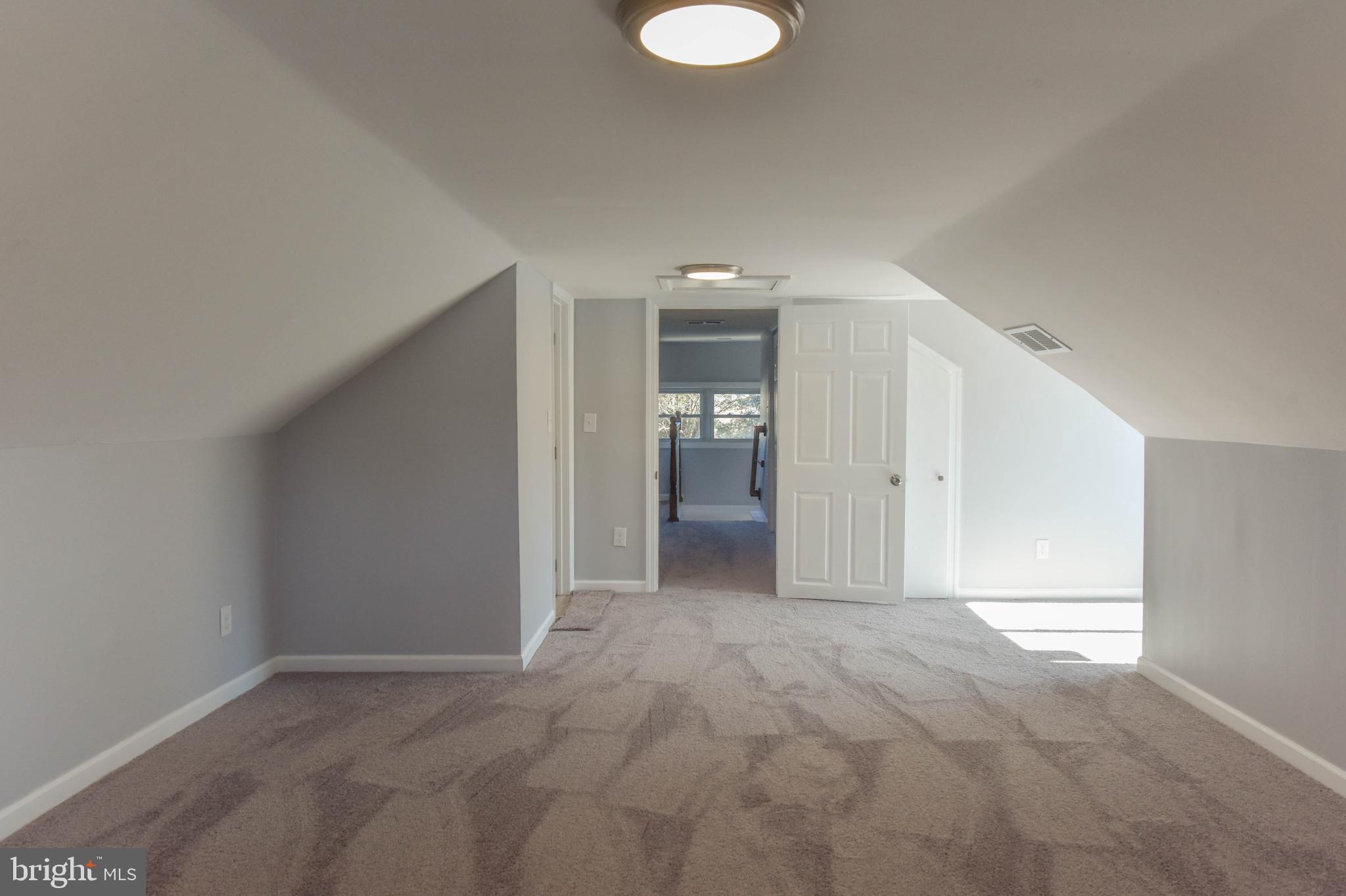504 Manor Road Beverly, NJ 08010 - Photo 14 of 35