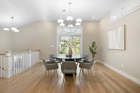 $1,649,000 | 2 Howard Court, Woburn, MA 01801