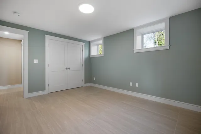 $1,649,000 | 2 Howard Court, Woburn, MA 01801