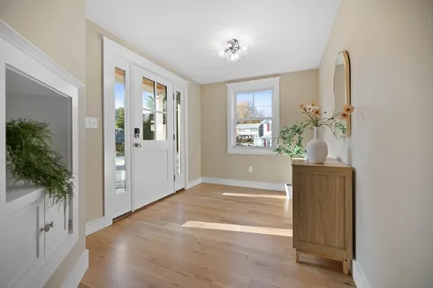 $1,649,000 | 2 Howard Court, Woburn, MA 01801