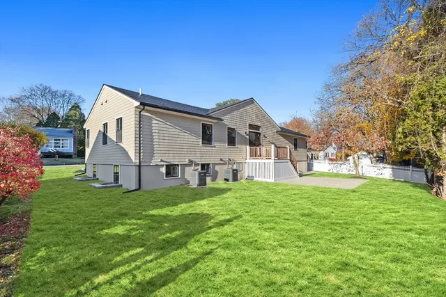 $1,649,000 | 2 Howard Court, Woburn, MA 01801