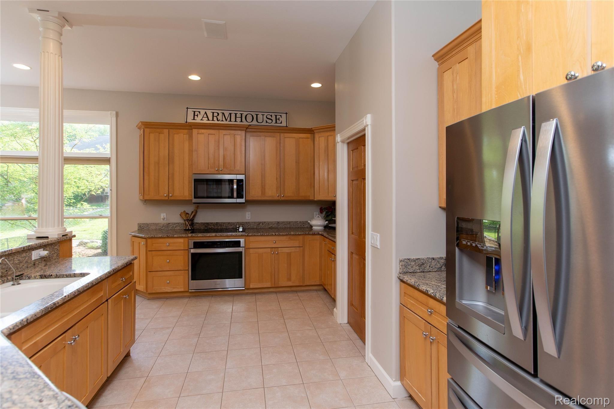 2828 Brighton Road Howell, MI 48843 - Photo 23 of 63 RE - 2828 Brighton Rd - Howell-61.jpg