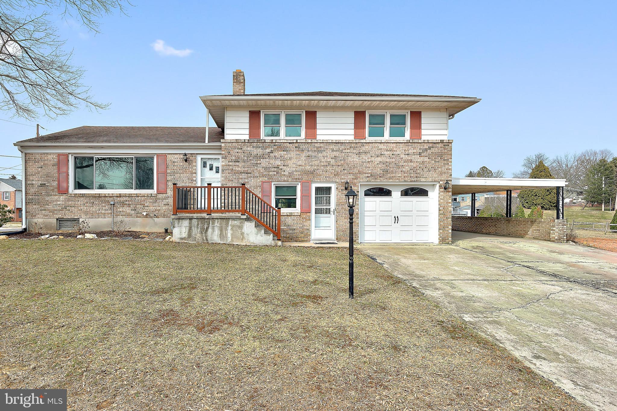 1791 Sapphire Road York, PA 17408 - Photo 1 of 37 Gallery Image 1