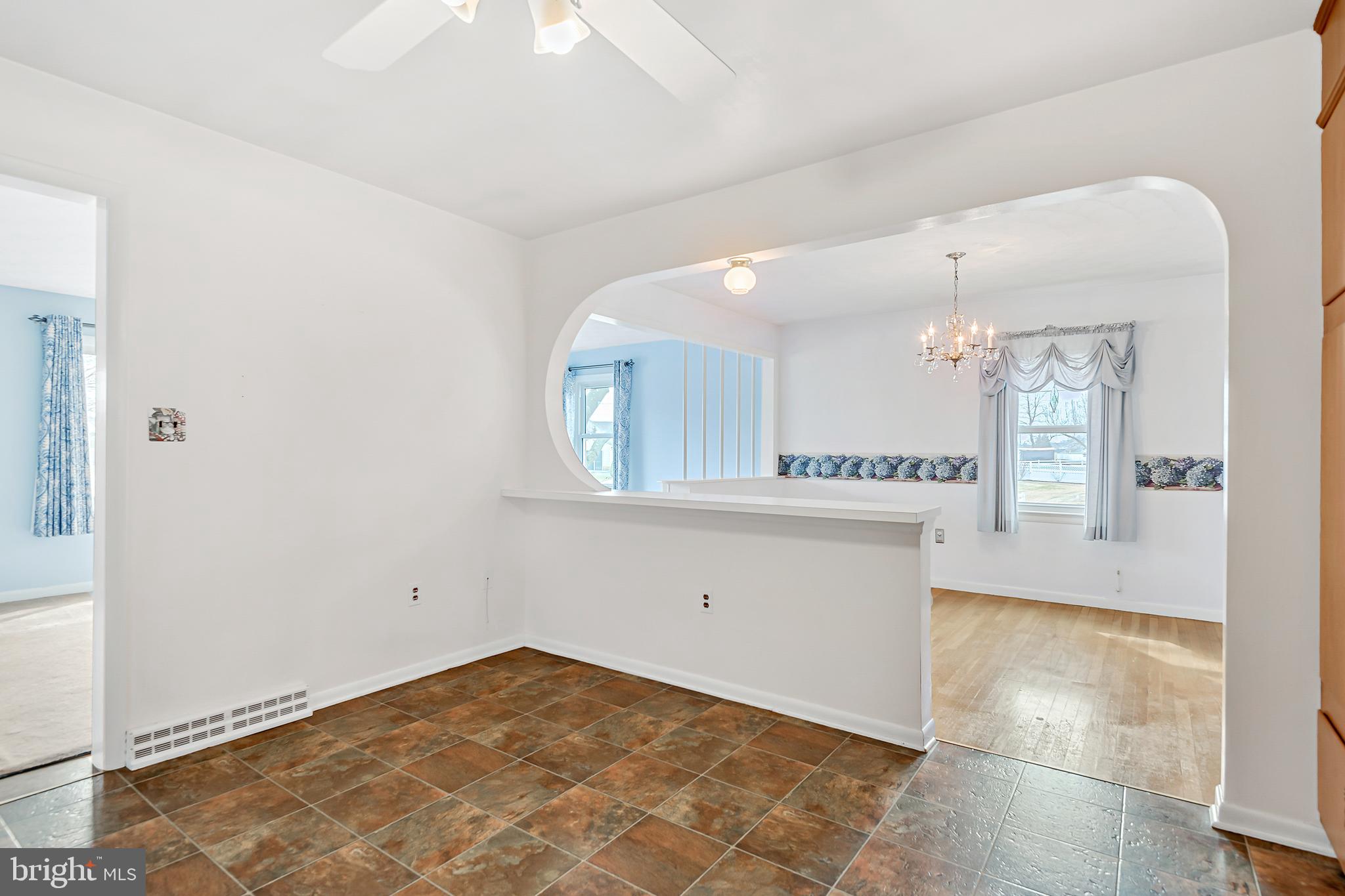 1791 Sapphire Road York, PA 17408 - Photo 17 of 37 Gallery Image 17
