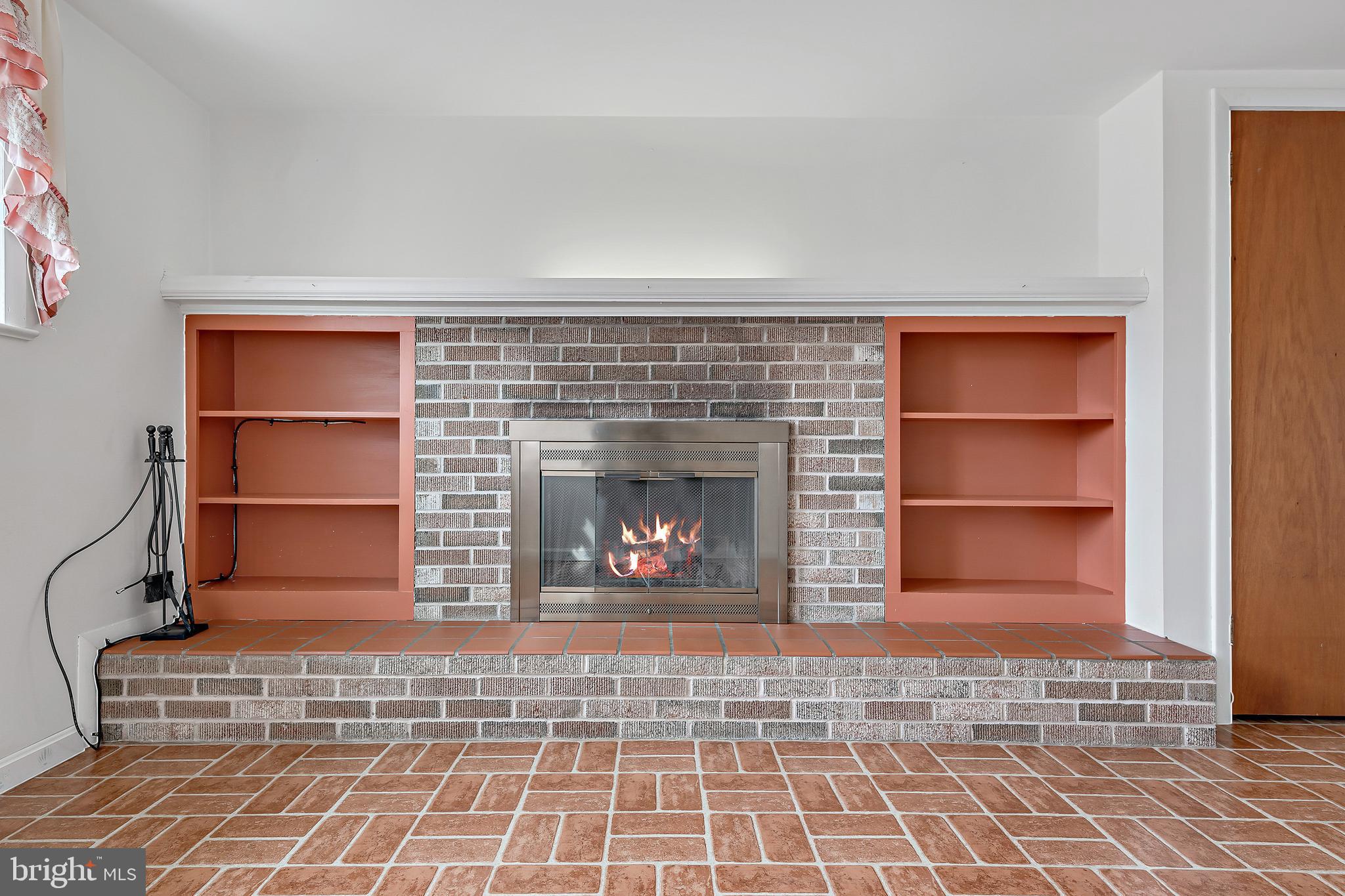 1791 Sapphire Road York, PA 17408 - Photo 26 of 37 Gallery Image 26