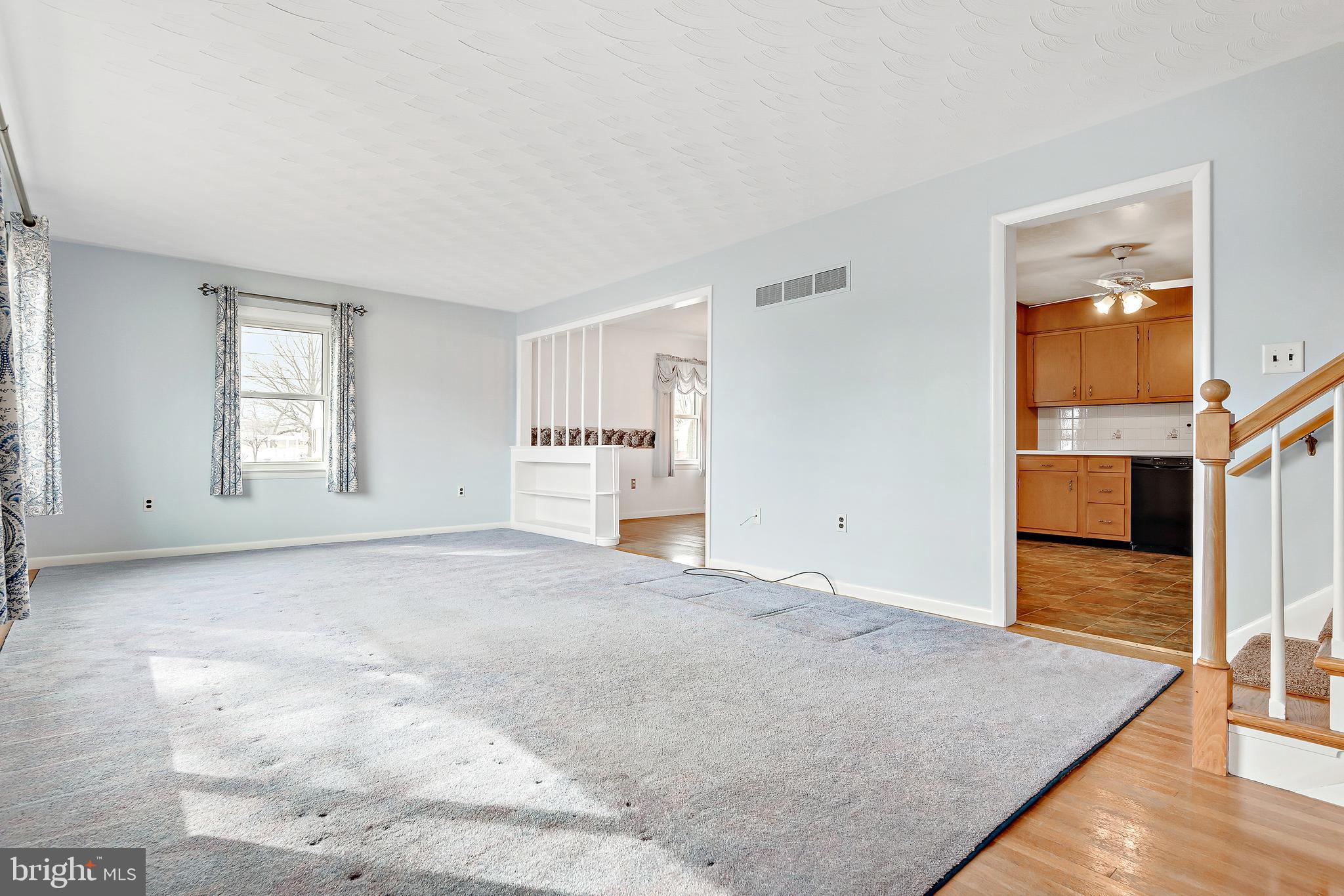 1791 Sapphire Road York, PA 17408 - Photo 8 of 37 Gallery Image 8