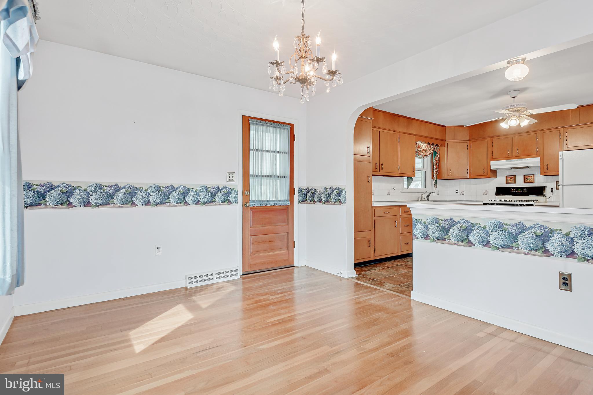 1791 Sapphire Road York, PA 17408 - Photo 10 of 37 Gallery Image 10