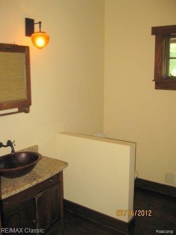 32850 Romsey Road Franklin, MI 48025 - Photo 4 of 17 Romsey 32850 pre-list 7-16-12 ra