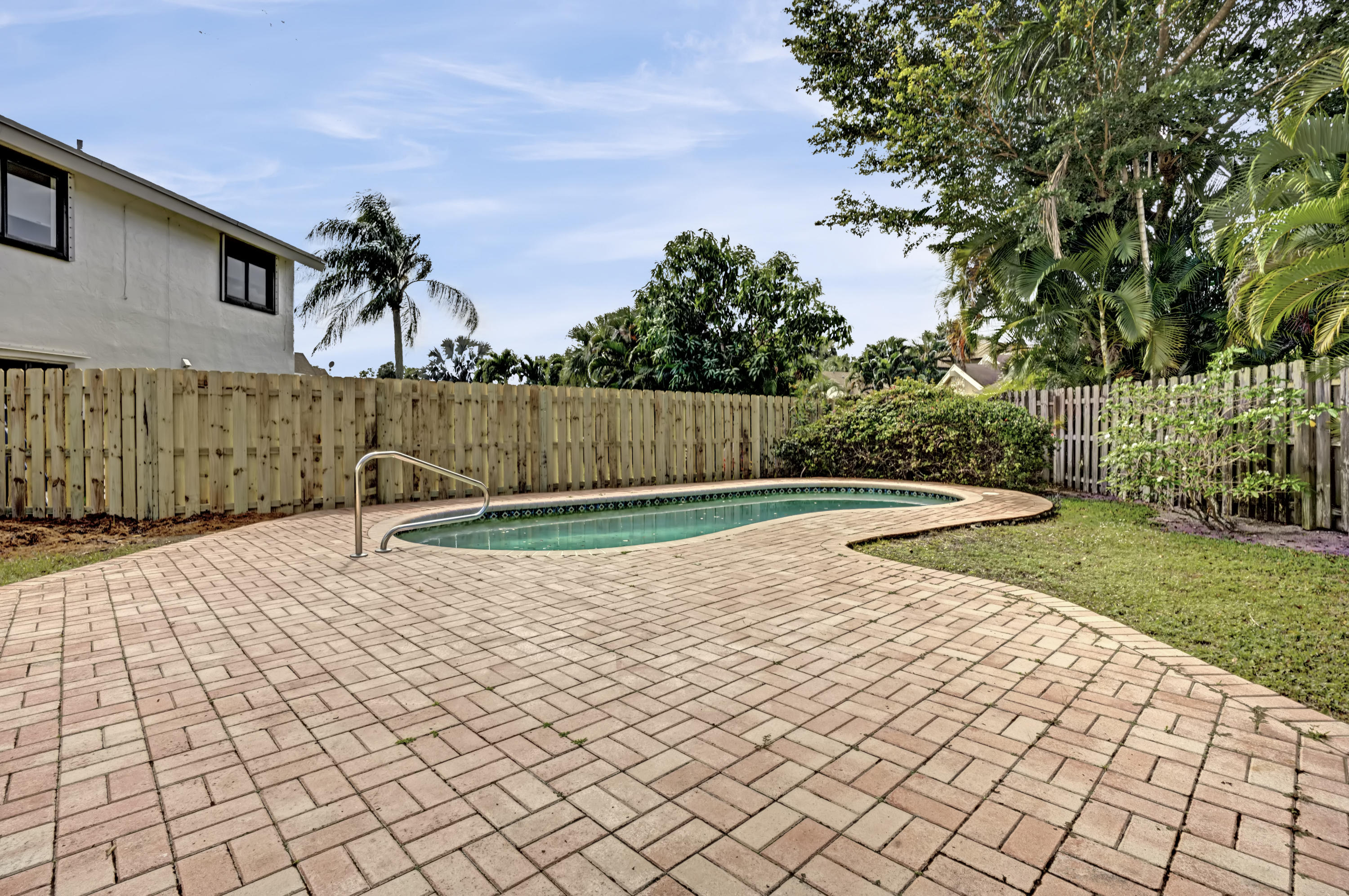 22341 Guadeloupe Street Boca Raton, FL 33433 - Photo 25 of 34 DSC03180