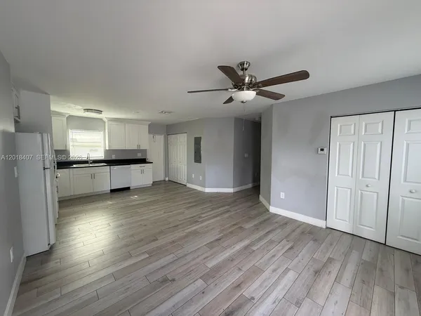 $3,200 | 4393 Davis Road, Unit 2, Lake Worth, FL 33461