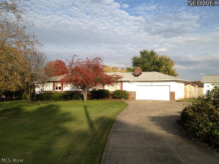 701 Warner Road Southeast Brookfield, OH 44403 - Photo 1 of 24 Gallery Image 1