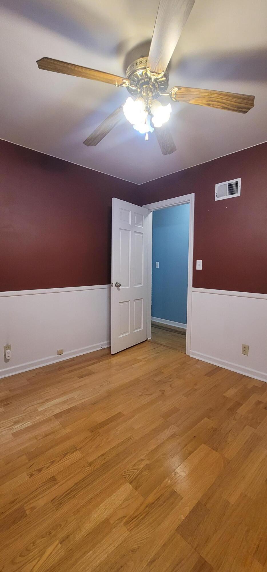 601 Isabelle Avenue Racine, WI 53402 - Photo 27 of 39 Bedroom (2)