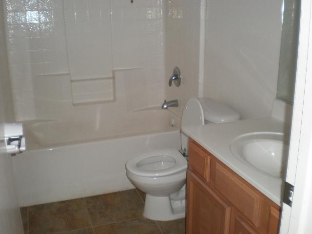 2985 South Conestoga Road Apache Junction, AZ 85119 - Photo 5 of 9 bath