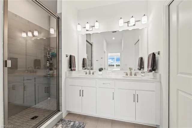 $3,300 | 11801 Venetian Lagoon Drive, Unit 203, Fort Myers, FL 33913