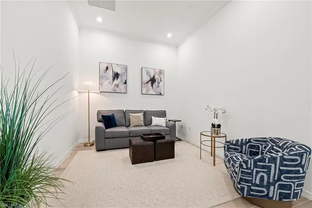 $3,300 | 11801 Venetian Lagoon Drive, Unit 203, Fort Myers, FL 33913