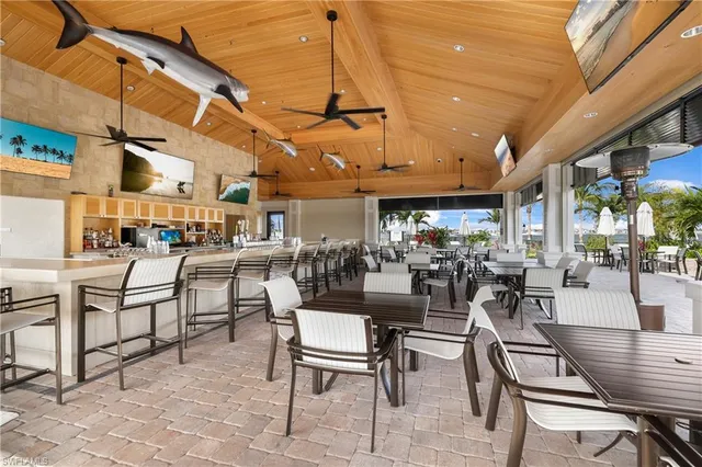 $3,300 | 11801 Venetian Lagoon Drive, Unit 203, Fort Myers, FL 33913