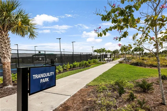 $3,300 | 11801 Venetian Lagoon Drive, Unit 203, Fort Myers, FL 33913