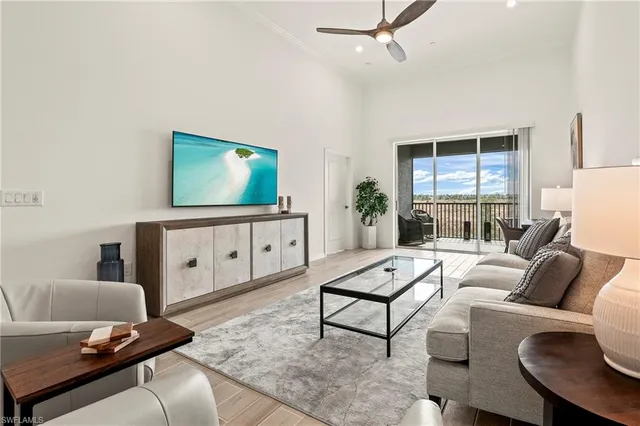 $3,300 | 11801 Venetian Lagoon Drive, Unit 203, Fort Myers, FL 33913