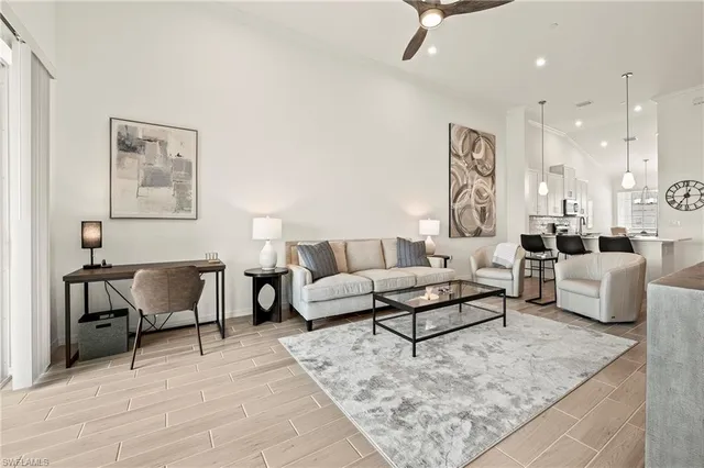 $3,300 | 11801 Venetian Lagoon Drive, Unit 203, Fort Myers, FL 33913