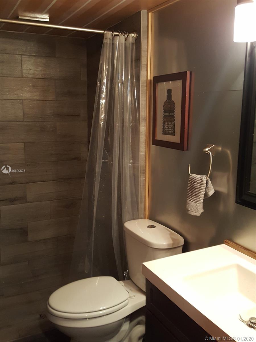 509 Dotterel Road, Unit 23B Delray Beach, FL 33444 - Photo 13 of 32