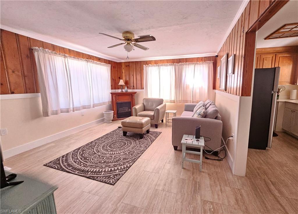 835 9th Avenue South Naples, FL 34102 - Photo 5 of 13