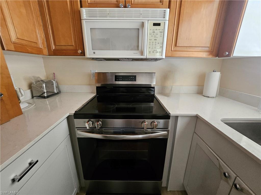 835 9th Avenue South Naples, FL 34102 - Photo 7 of 13