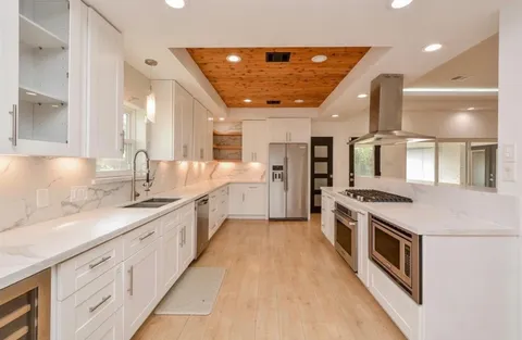 $694,792 | 10603 Riverview Drive, Houston, TX 77042