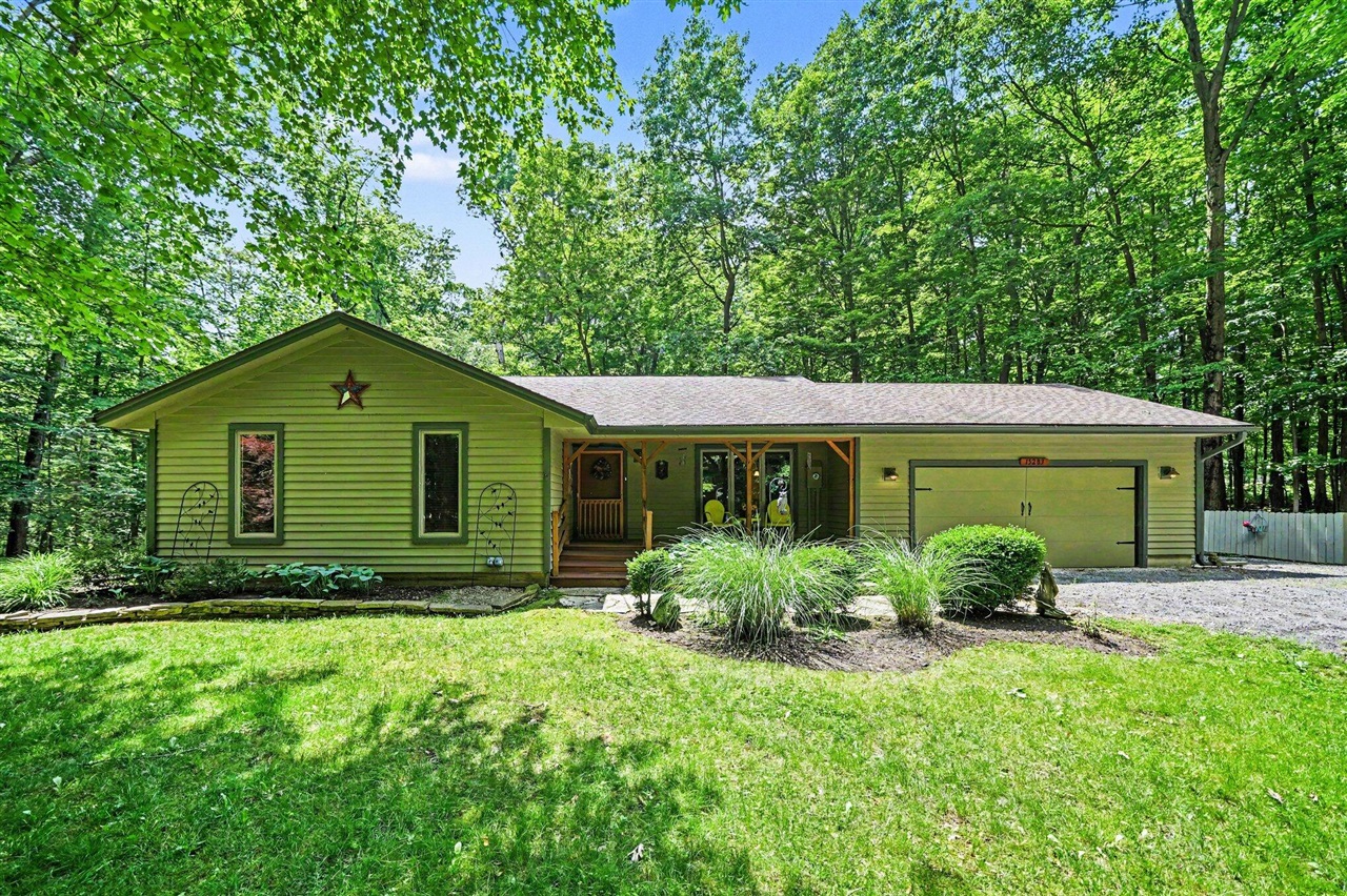 15283 Prairie Road Three Oaks, MI 49128 - Photo 1 of 31