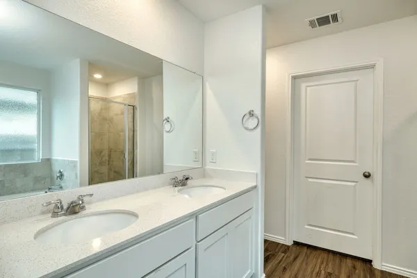 $1,995 | 205 Arnage Drive, Hutto, TX 78634