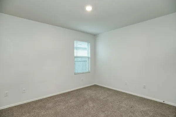 $1,995 | 205 Arnage Drive, Hutto, TX 78634