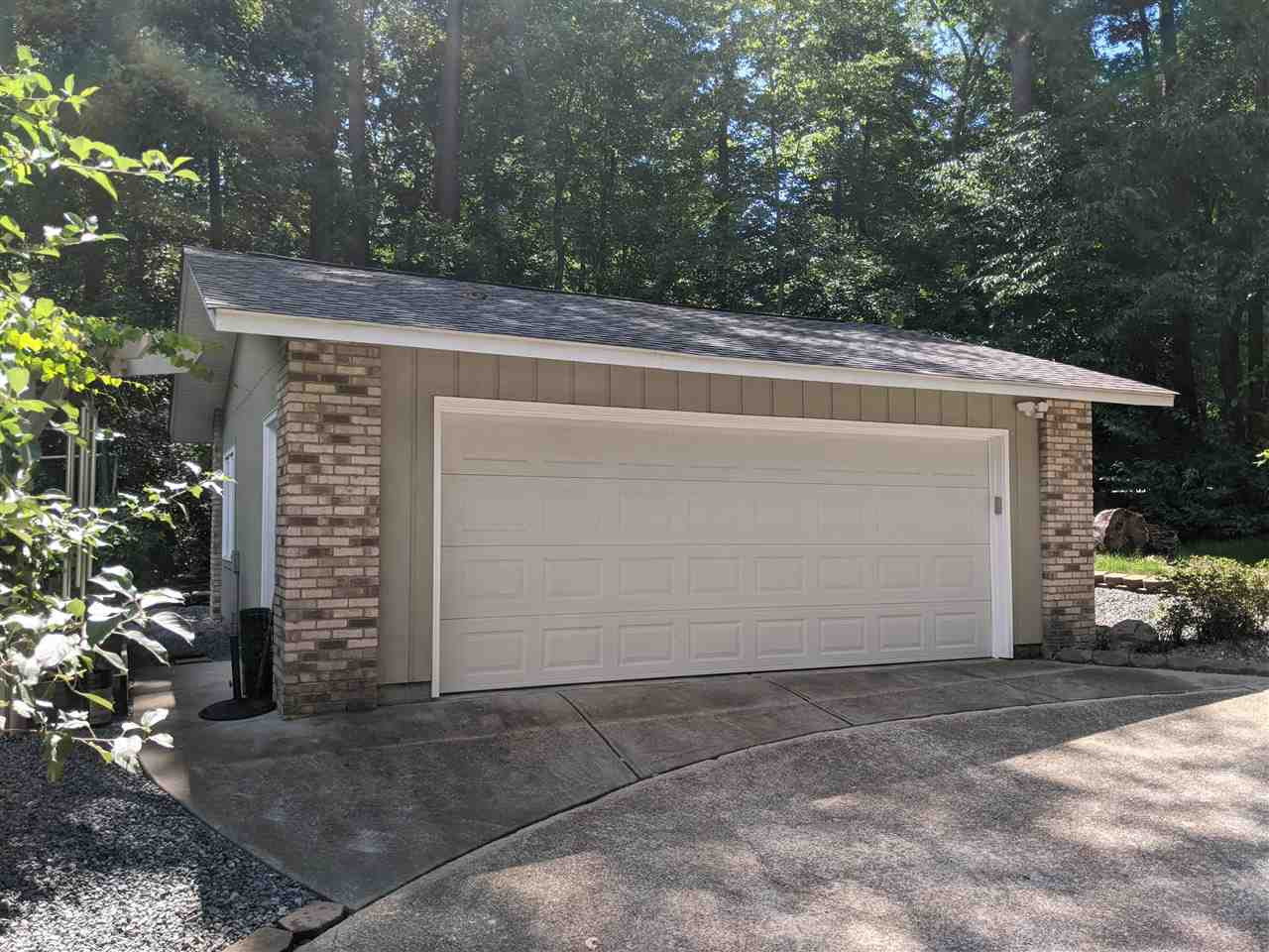 8529 Sawyer Drive Raleigh, NC 27613 - Photo 24 of 28 Garage