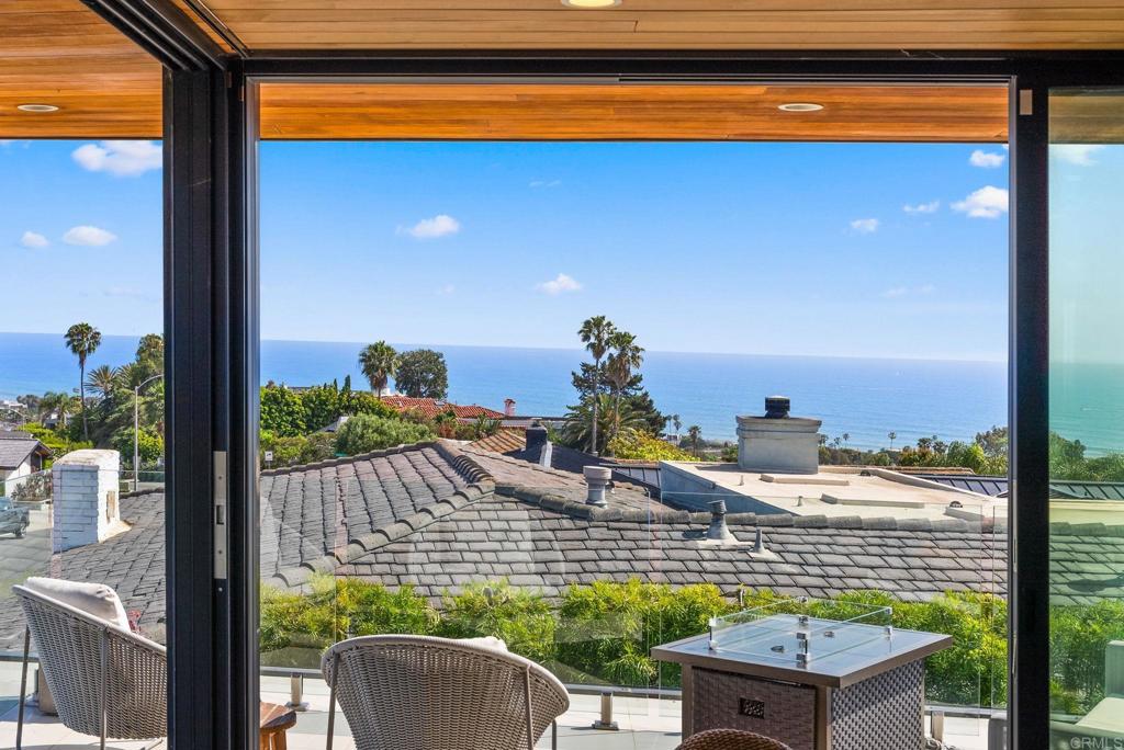 5530 Candlelight Drive La Jolla, CA 92037 - Photo 42 of 51