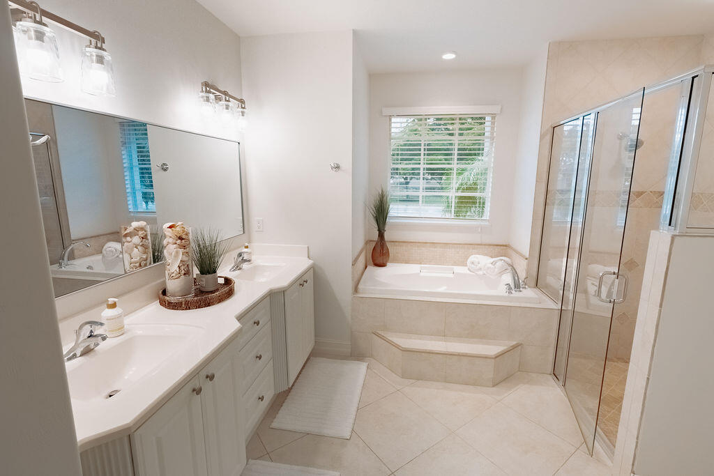 237 Bald Eagle Drive Marco Island, FL 34145 - Photo 18 of 30 DSC05610-HDR