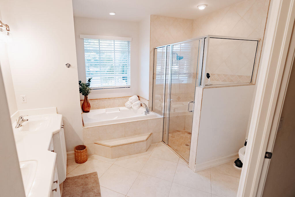 237 Bald Eagle Drive Marco Island, FL 34145 - Photo 19 of 30 DSC05241-HDR