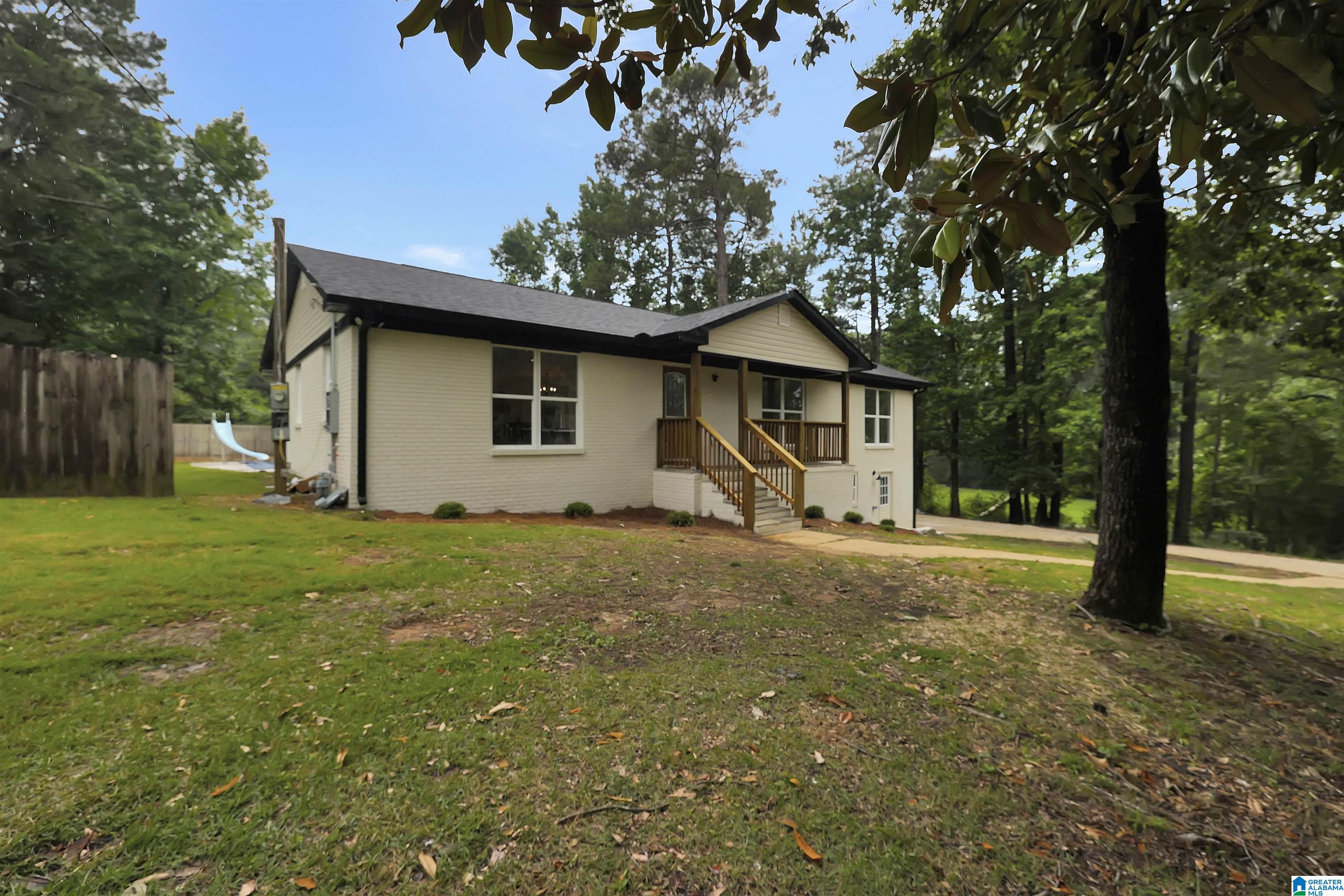 5080 Shady Crest Road Adamsville, AL 35005 - Photo 2 of 25